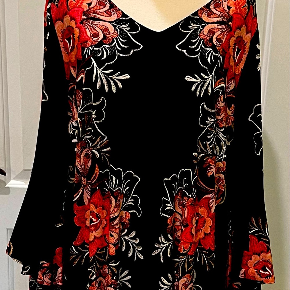 Beautiful and Colorful, Elegant Bell Sleeve Dress